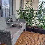Irema Sunset View Pallady شقة