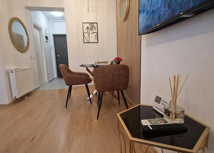 Irema Sunset View Pallady Apartament *