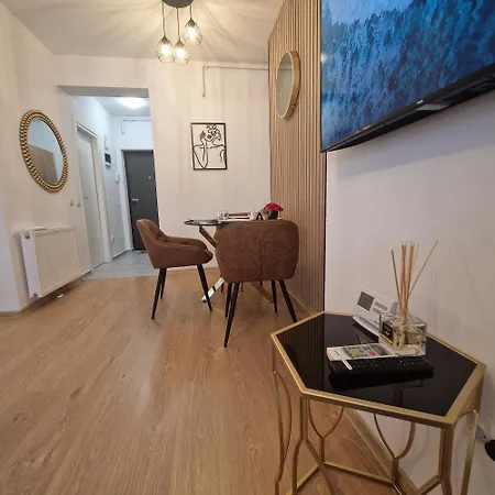 Irema Sunset View Pallady Apartament *